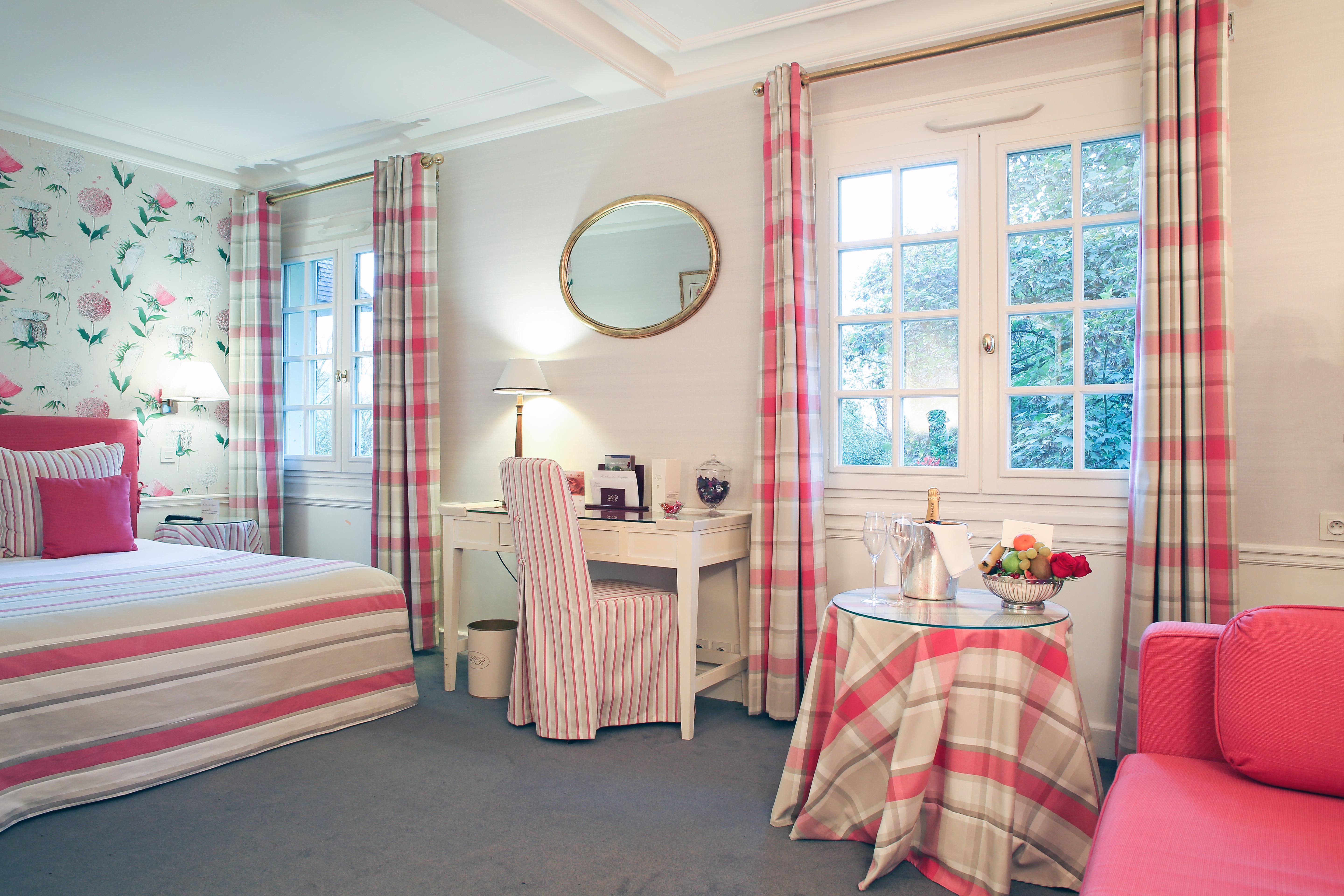 Hostellerie Briqueterie & Spa Champagne Вине Экстерьер фото A room at the hotel