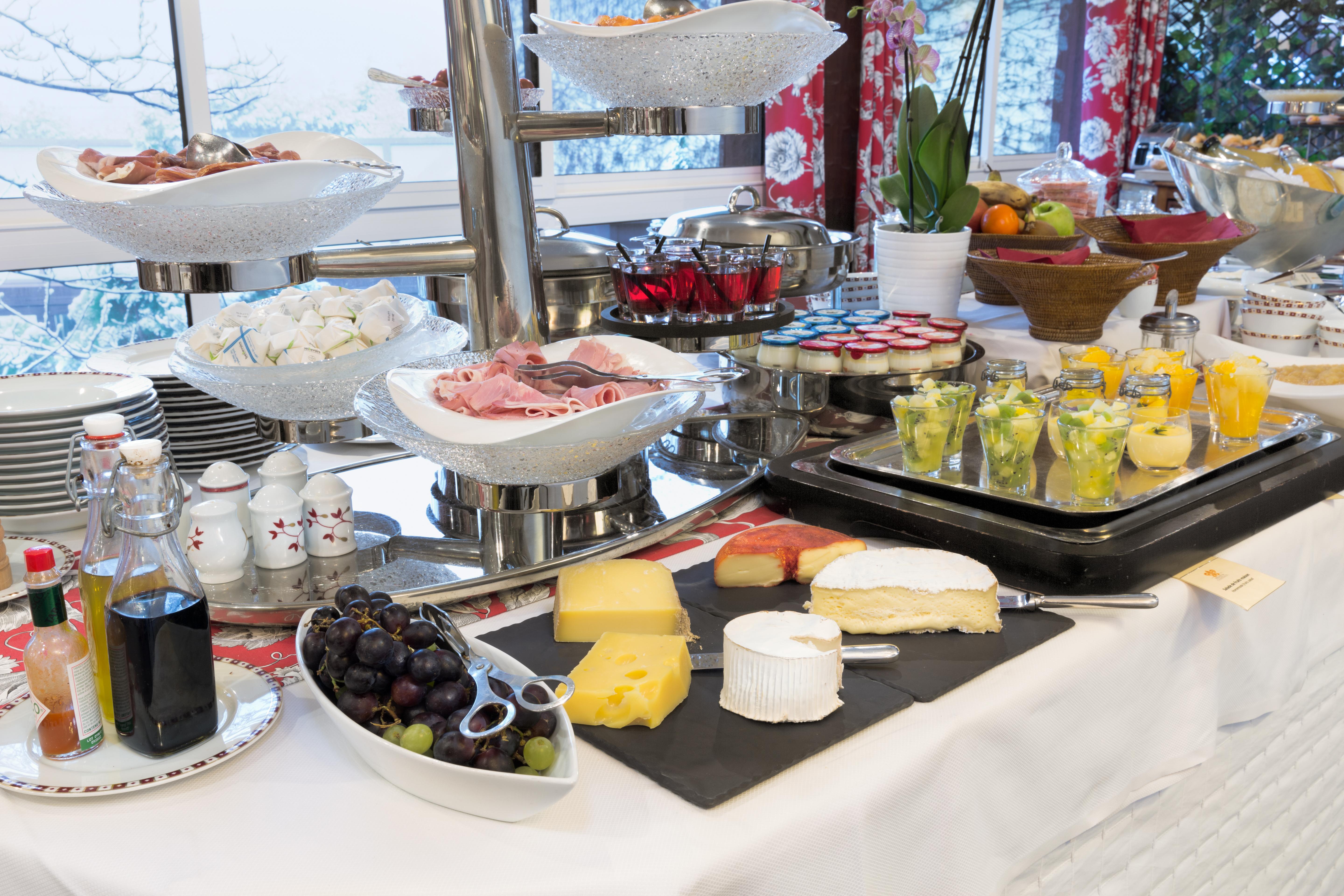 Hostellerie Briqueterie & Spa Champagne Вине Экстерьер фото A cheese platter