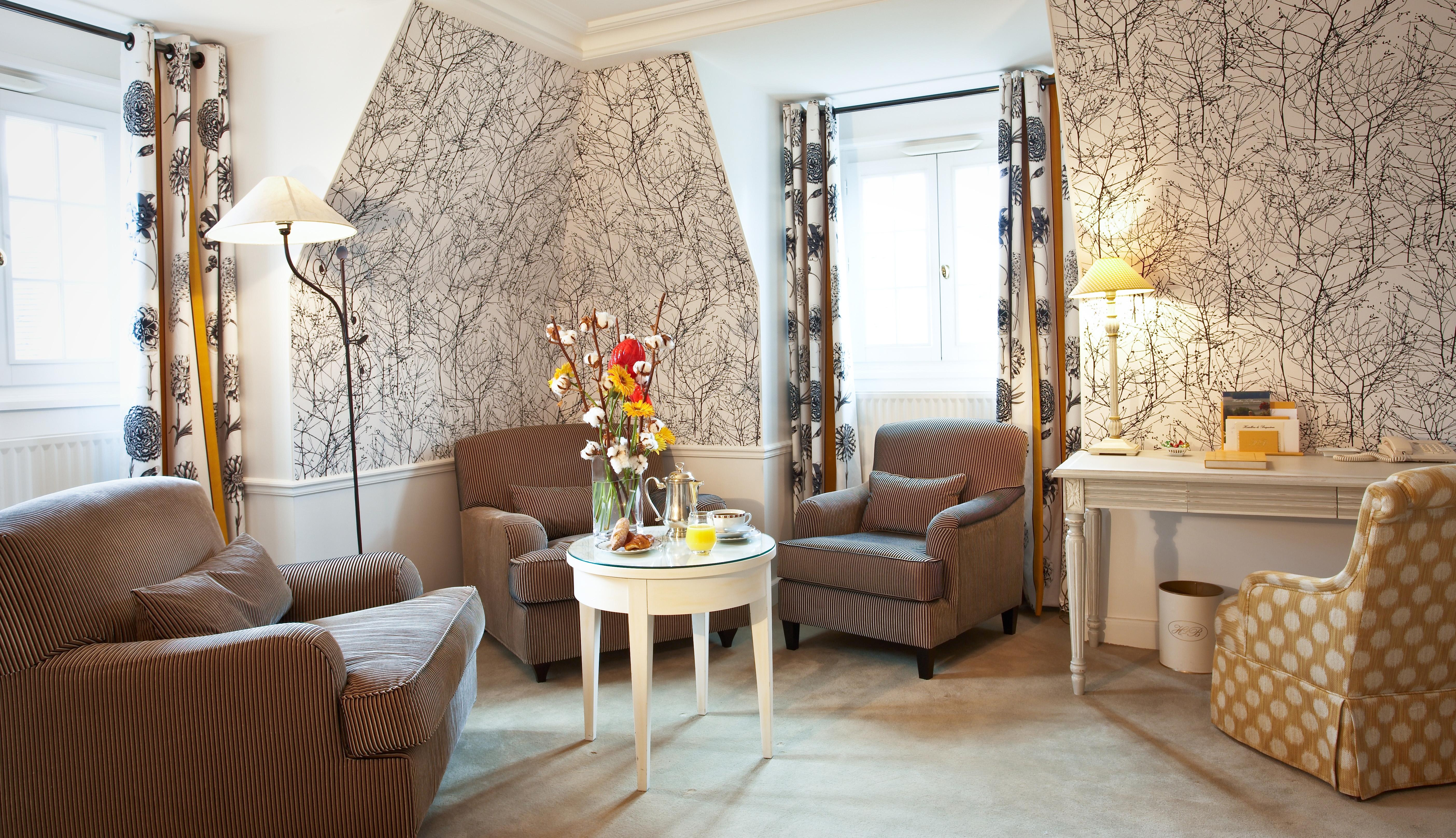 Hostellerie Briqueterie & Spa Champagne Вине Экстерьер фото A suite at the hotel